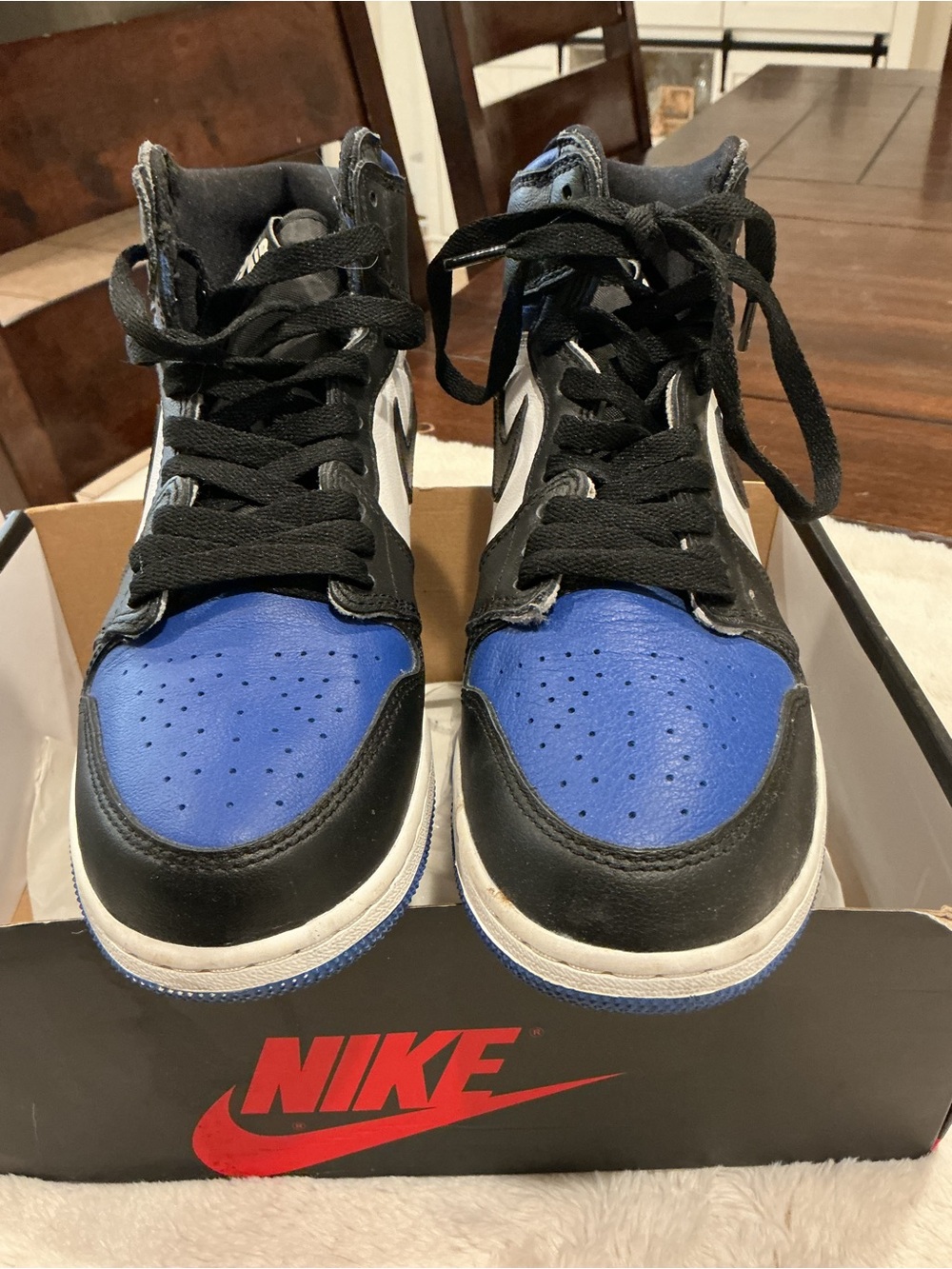 Nike Air Jordan 1 Retro High OG Royal Toe GS Size 5.5Y Black Blue White w/ Box - Picture 2 of 8